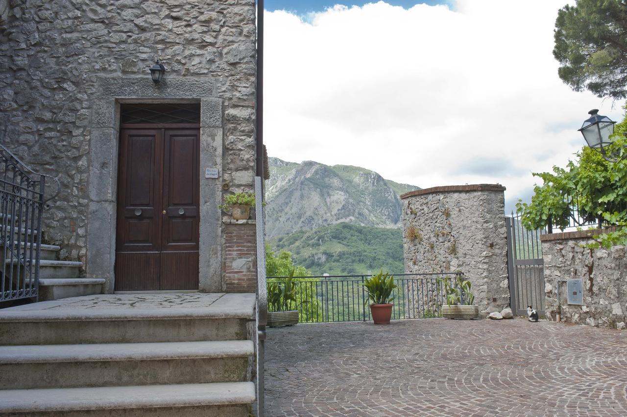 Casa Vacanze "Pietra Viva" Castelnuovo Parano Exteriör bild